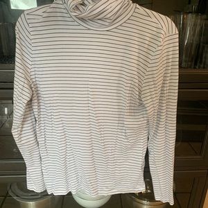 Soft striped turtleneck
